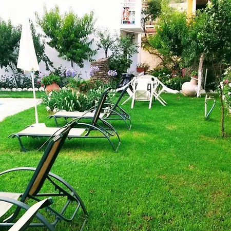 Katerina'S Apartments Agios Gordios  Buitenkant foto